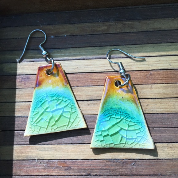 Colorful Chilean Pottery Earrings - Picture 4 of 6